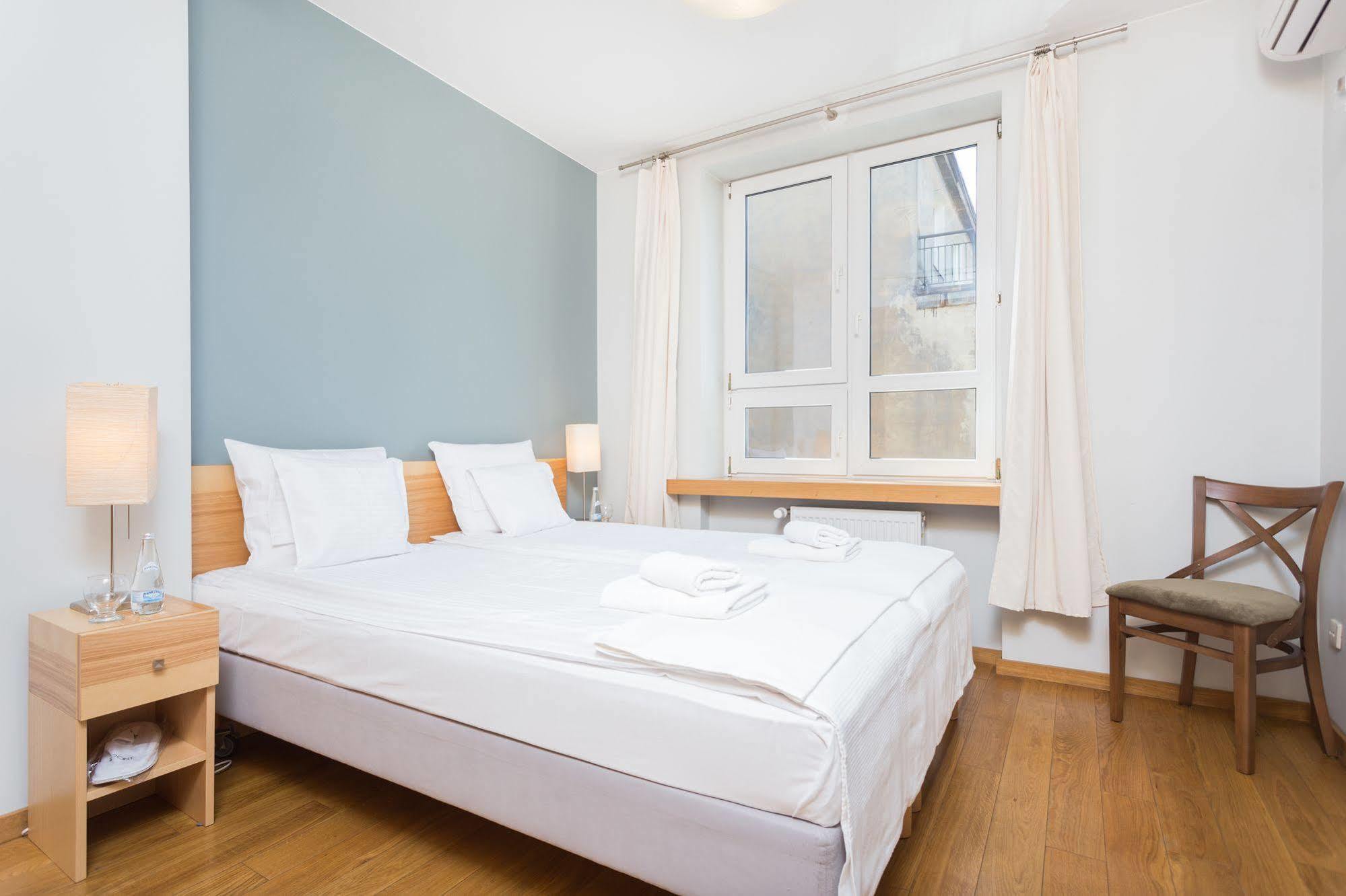 Inpoint Old Town Szeroka Apartments Краков Экстерьер фото